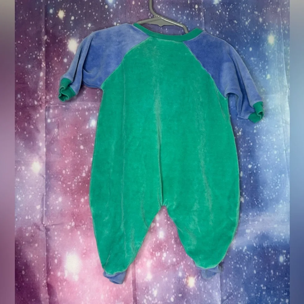 Babyragous velour one piece outfit 🛍